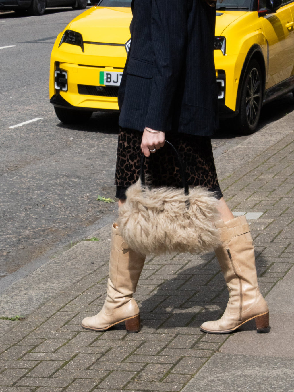 CREAM MONGOLIAN BOWLER BAG